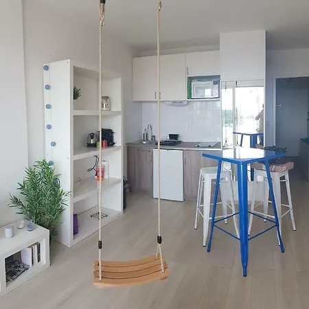 Apartment Sea Swing And Sun